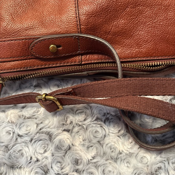 Fossil Sadie Brandy Leather Crossbody Bag - Picture 6 of 16